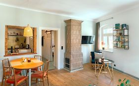 Ferienwohnung Gustav Kaiser Apartment - 60qm Design Fewo Zittauer Gebirge - Unterkunft in historischer Altstadt im Dreiländereck
